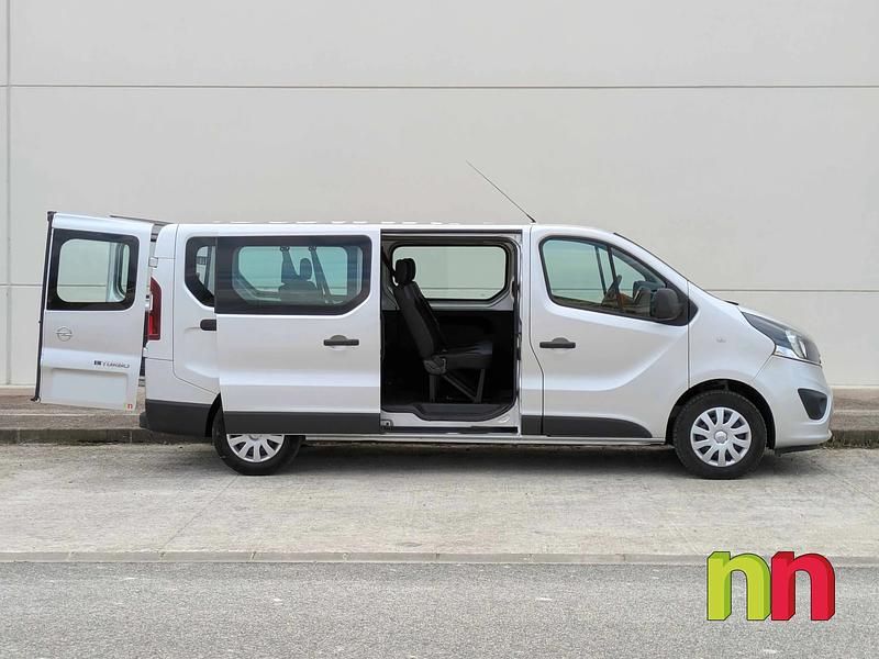 Usado Opel Vivaro S 125 HP (91 kW) 2016 Cinzento Monovolume
