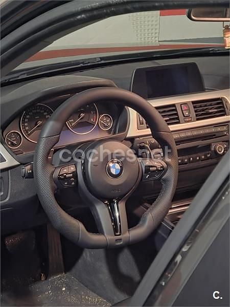 Usado BMW 318 143 CV (105 kW) 2015 Gris / plata Berlina