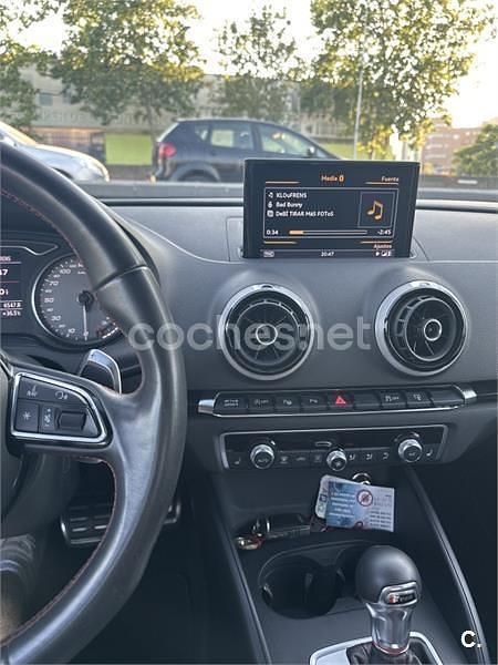 Usado Audi S3 Sport 300 CV (220 kW) 2014 Negro Berlina