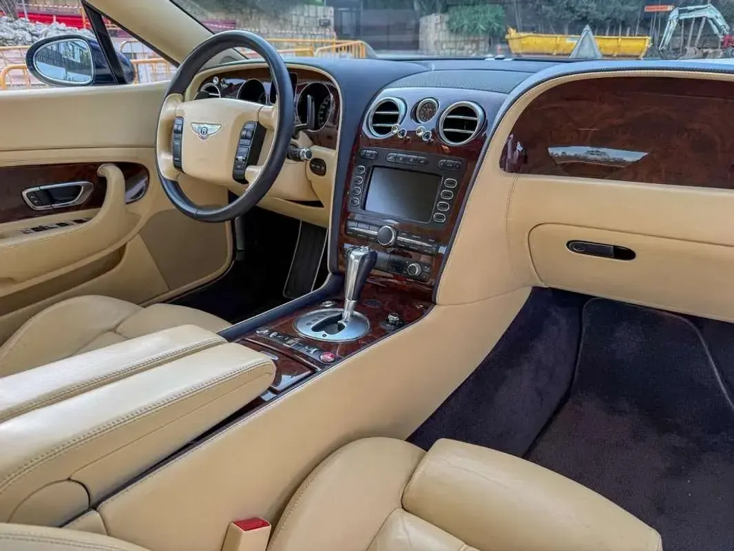 Usado Bentley Continental GT Convertible 559 CV (411 kW) 2007 Azul Descapotable