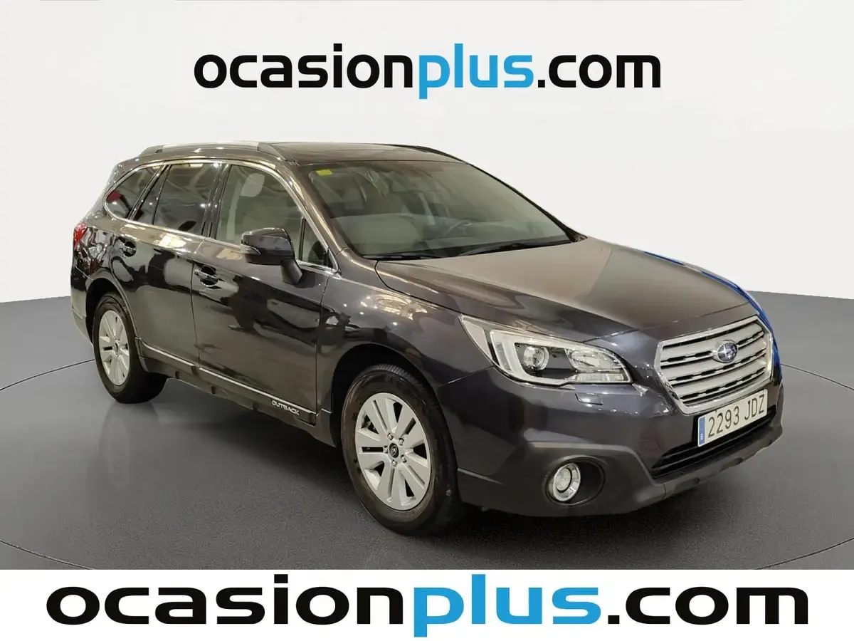 Usado Subaru Outback 150 CV (110 kW) 2015 Gris Familiar