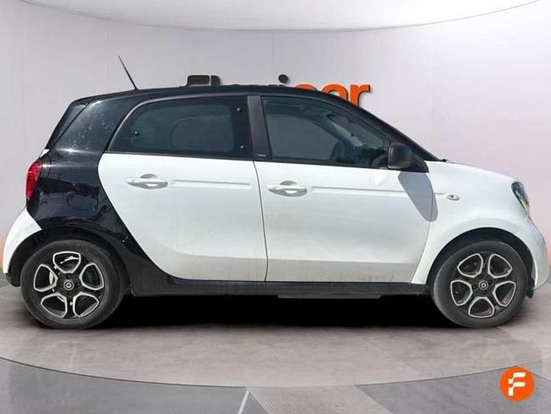 Usado Smart ForFour Electric Drive 60 kW (82 CV) 2018 Blanco Utilitario
