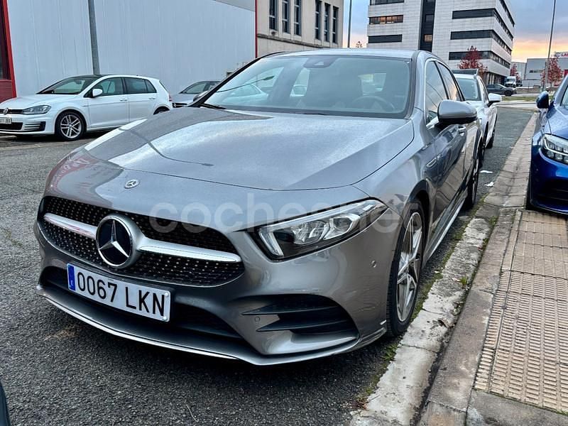 Gris / plata Usado 2021 Mercedes A200 Berlina | 27.500 € (Precio justo) - Imagen 1/4