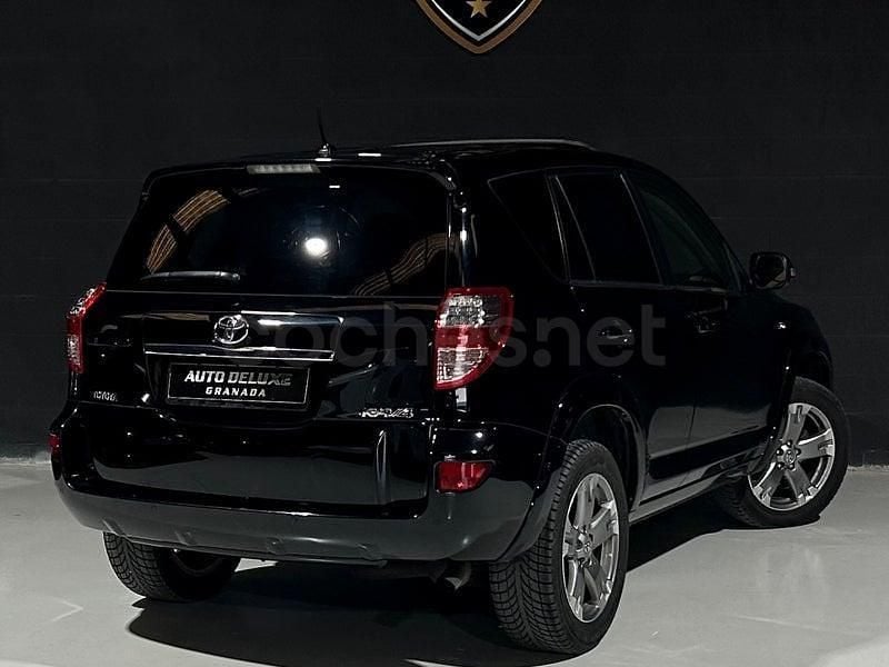 Usado Toyota RAV4 Executive 150 CV (110 kW) 2010 Negro SUV