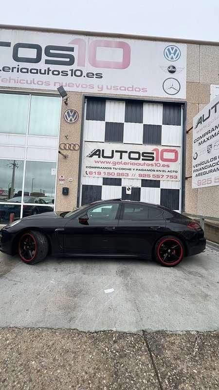 Begagnad Porsche Panamera 300 HK (220 kW) 2014 Svart Halvkombi