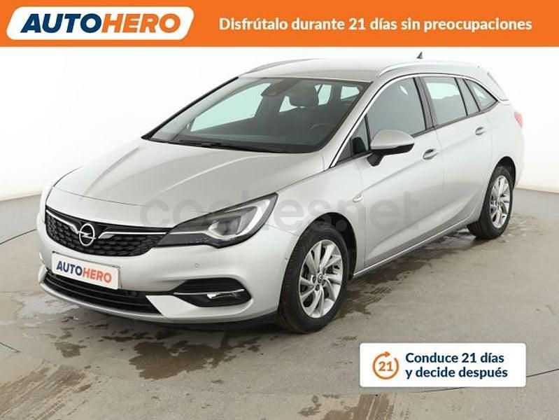Usado Opel Astra Elegance 145 CV (106 kW) 2020 Gris Familiar