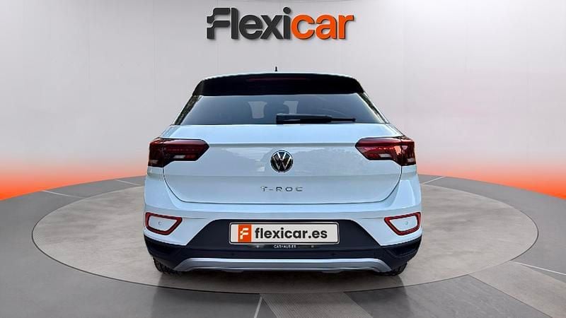 Usado VW T-Roc 116 CV (85 kW) 2025 Blanco SUV