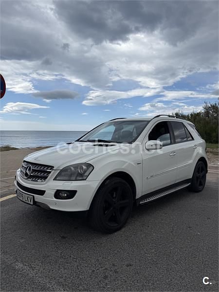 Usado Mercedes ML320 AMG Edition 1 224 CV (164 kW) 2008 Blanco SUV