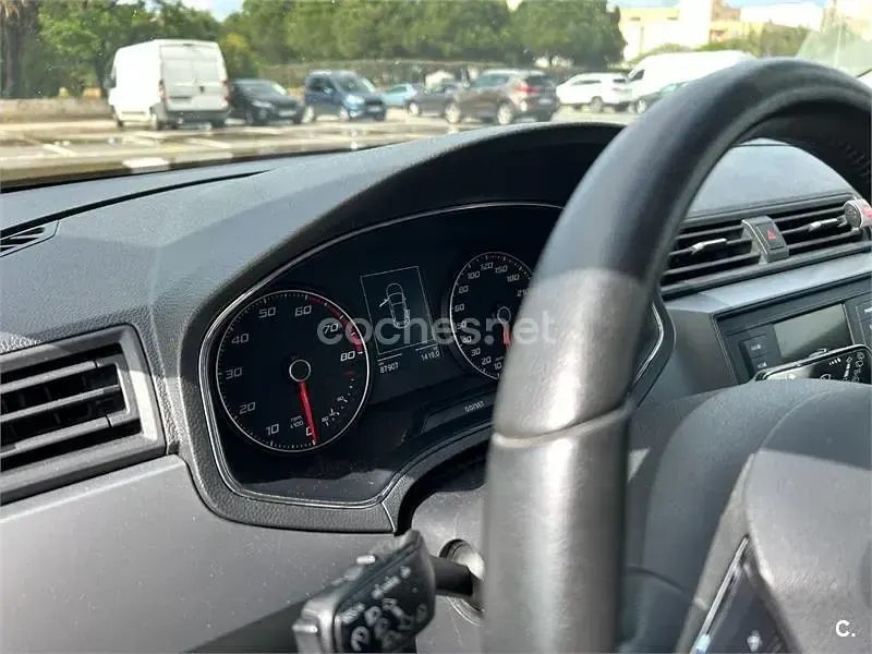 Usado Seat Ibiza Style 95 CV (69 kW) 2017 Blanco Berlina