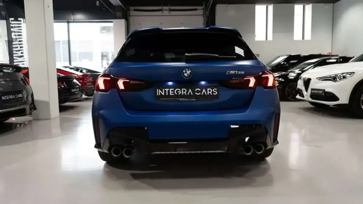 Usado BMW M135 Comfort Edition 300 CV (220 kW) 2025 Azul Utilitario