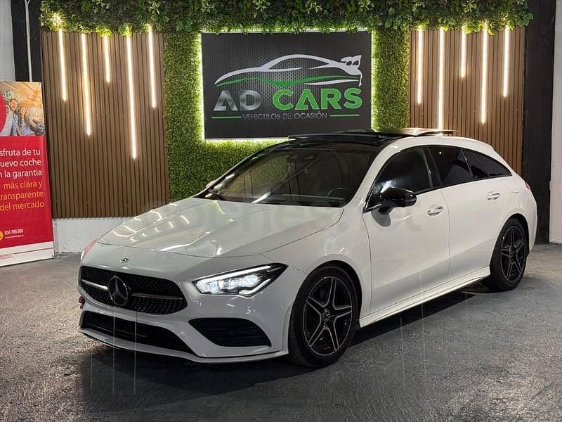 Usado Mercedes CLA200 Shooting Brake 150 CV (110 kW) 2020 Blanco Familiar