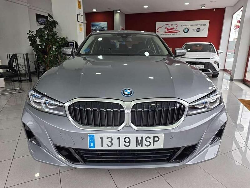 Usado BMW 320e 204 CV (150 kW) 2024 Gris Berlina