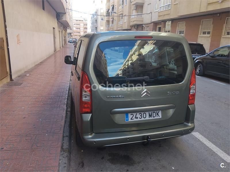 Usado Citroën Berlingo 110 CV (80 kW) 2010 Verde Monovolumen