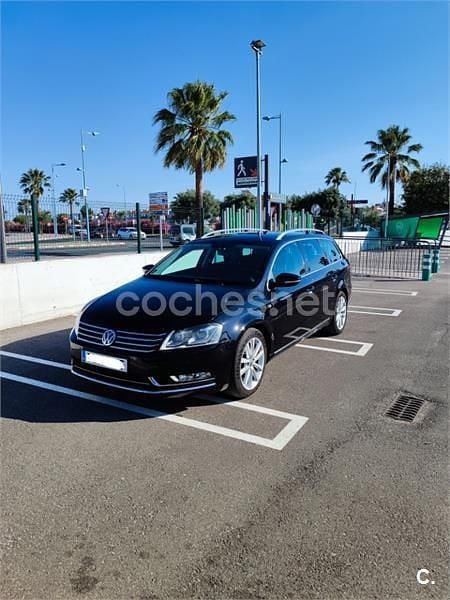 Negro Usado 2011 VW Passat Highline Familiar | 7600 € (Precio justo) - Imagen 1/4