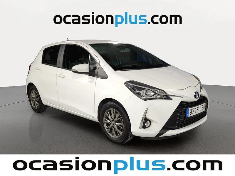 Usado Toyota Yaris Active 69 CV (50 kW) 2019 Blanco Utilitario