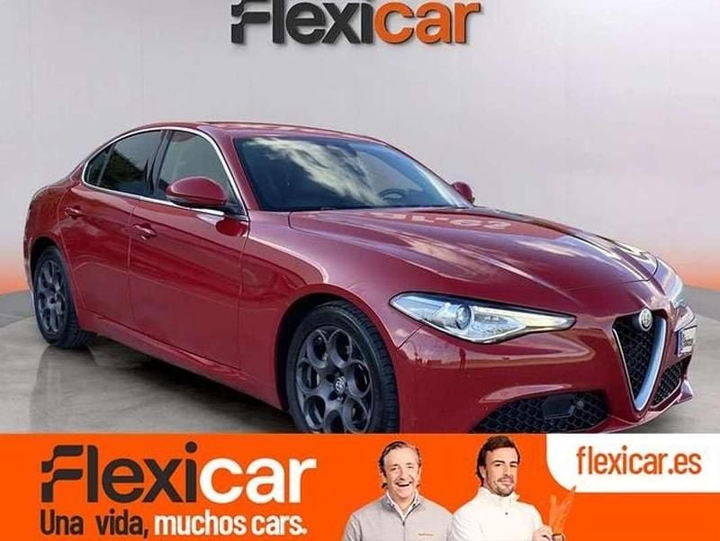 Usado Alfa Romeo Giulia Executive 179 CV (131 kW) 2018 Rojo Berlina