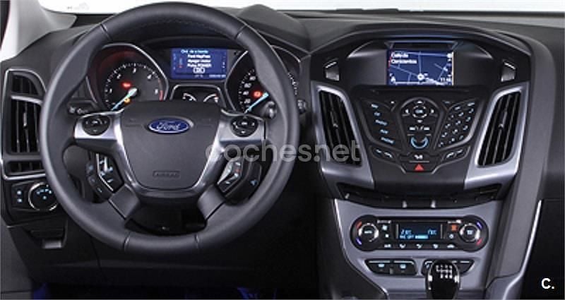 Negro Usado 2011 Ford Focus Trend Berlina | 4990 € (Buen precio) - Imagen 1/2