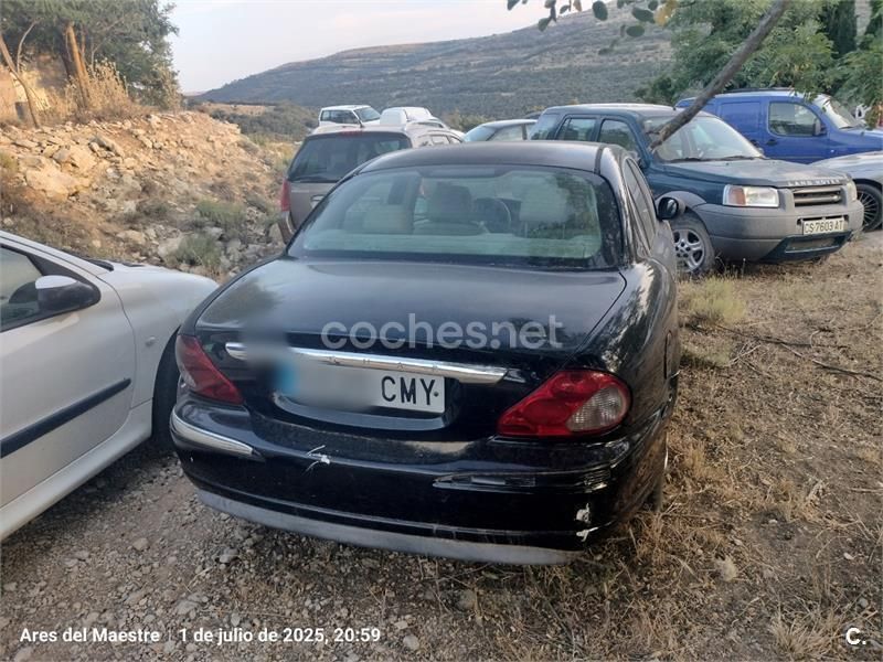 Negro Usado 2003 Jaguar X-type Classic Berlina | 500 € (Super precio) - Imagen 1/4