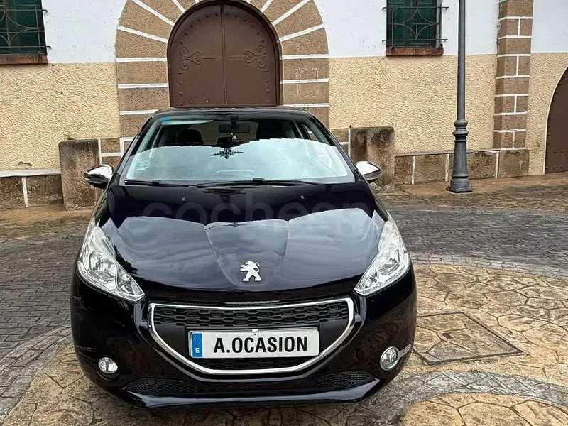 Usado Peugeot 208 82 CV (60 kW) 2013 Azul Utilitario