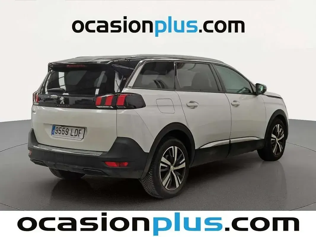 Usado Peugeot 5008 Allure 131 CV (96 kW) 2019 Blanco SUV