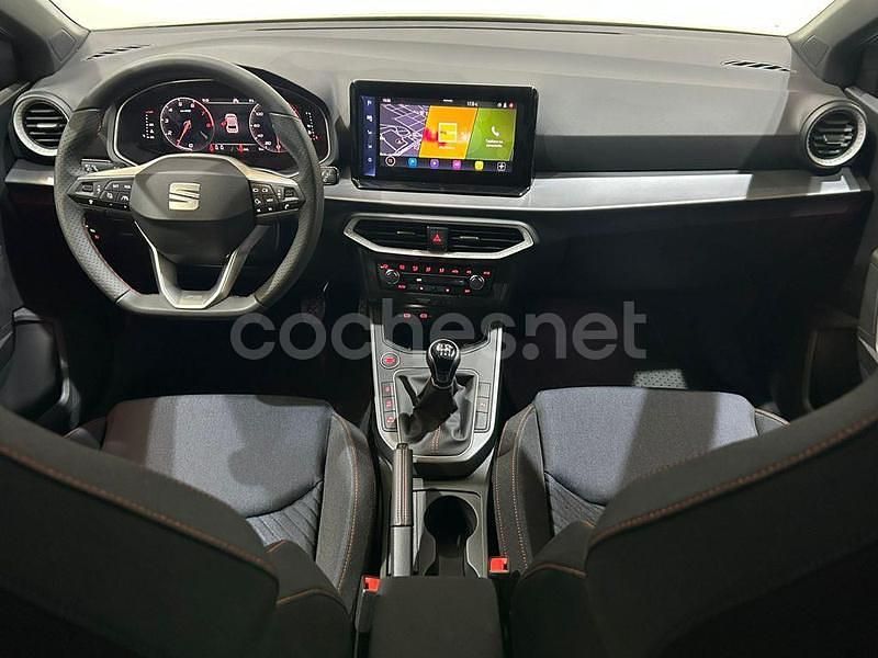 Usado Seat Ibiza FR 115 CV (84 kW) 2025 Rojo Berlina