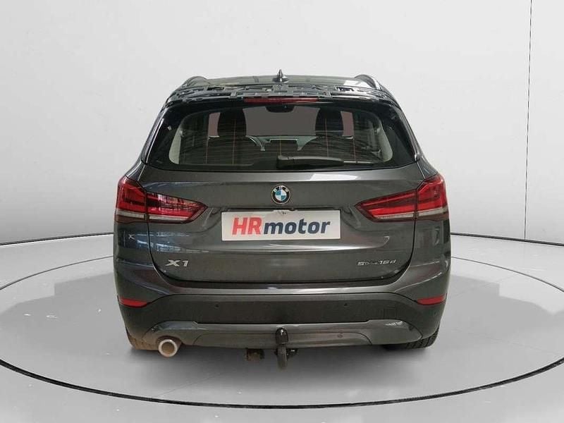 Usado BMW X1 Advantage 116 HP (85 kW) 2022 Cinzento SUV