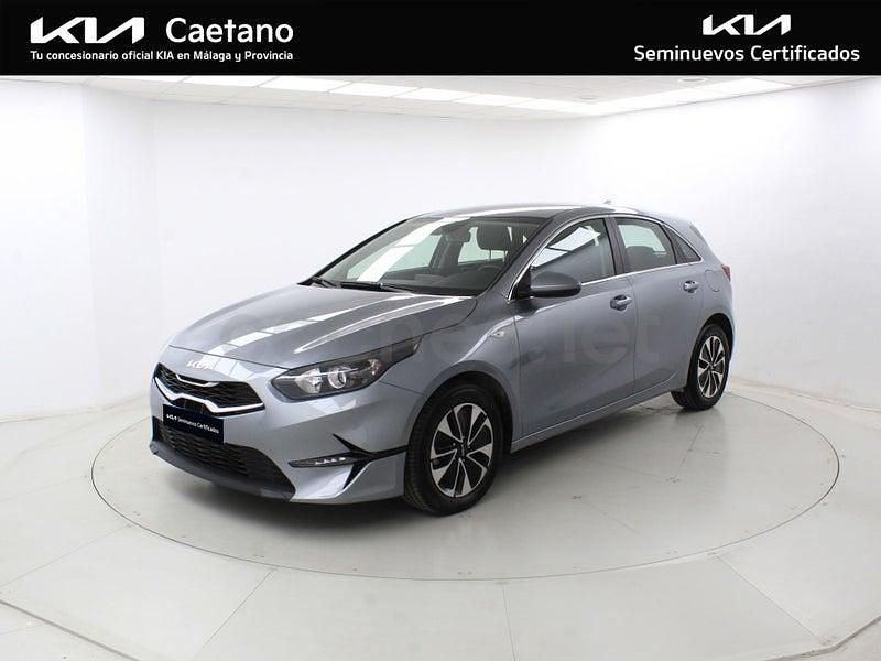 Usado Kia Ceed 101 CV (74 kW) 2024 Plateado Utilitario