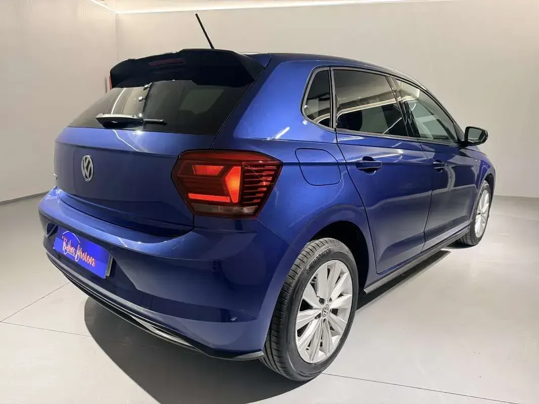 Usado VW Polo Beats 95 CV (69 kW) 2020 Azul Utilitario