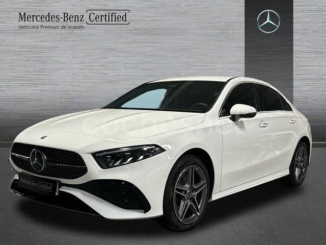 Blanco polar Usado 2023 Mercedes A250 Berlina | 36.590 € (Un poco caro) - Imagen 1/4