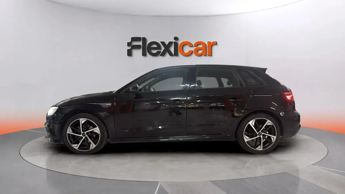 Usado Audi A3 Premium 116 CV (85 kW) 2020 Negro Berlina