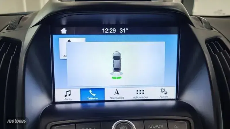 Usado Ford Kuga Trend 120 CV (88 kW) 2019 Blanco SUV