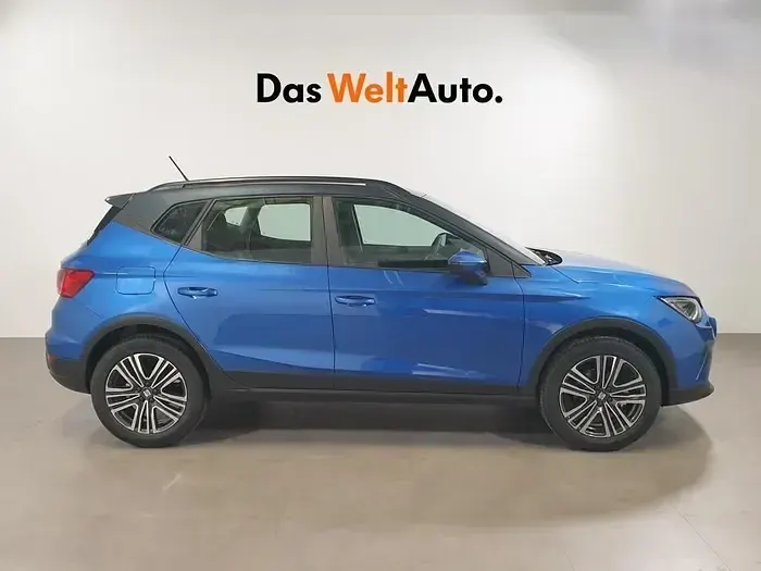 Usado Seat Arona Style 110 CV (80 kW) 2024 Azul SUV