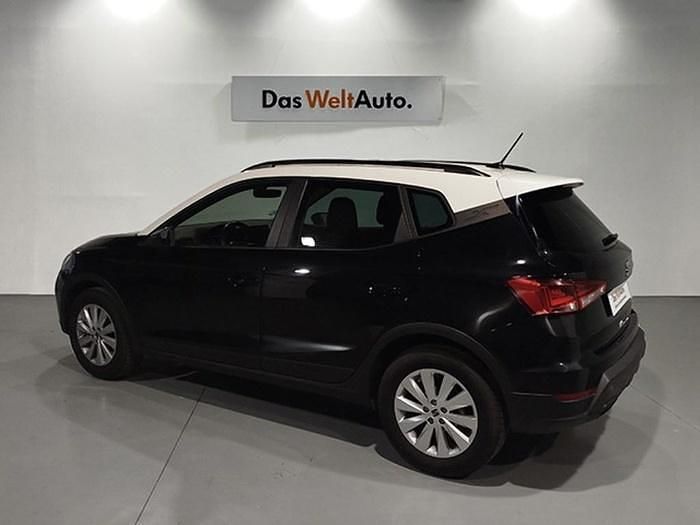 Usado Seat Arona Style 115 CV (84 kW) 2025 Negro SUV