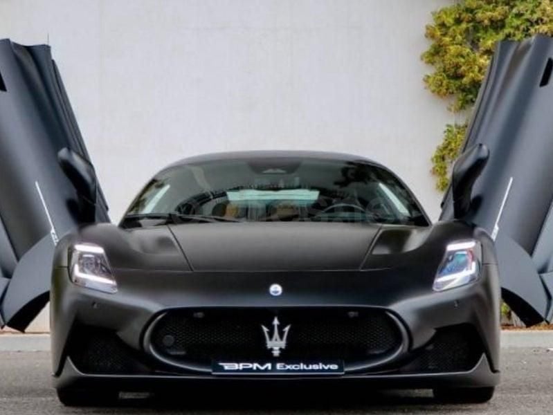 Usado Maserati MC20 630 CV (463 kW) 2025 Gris / plata Coupe