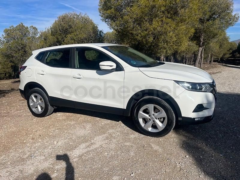 Usado Nissan Qashqai Acenta 115 CV (84 kW) 2021 Blanco SUV