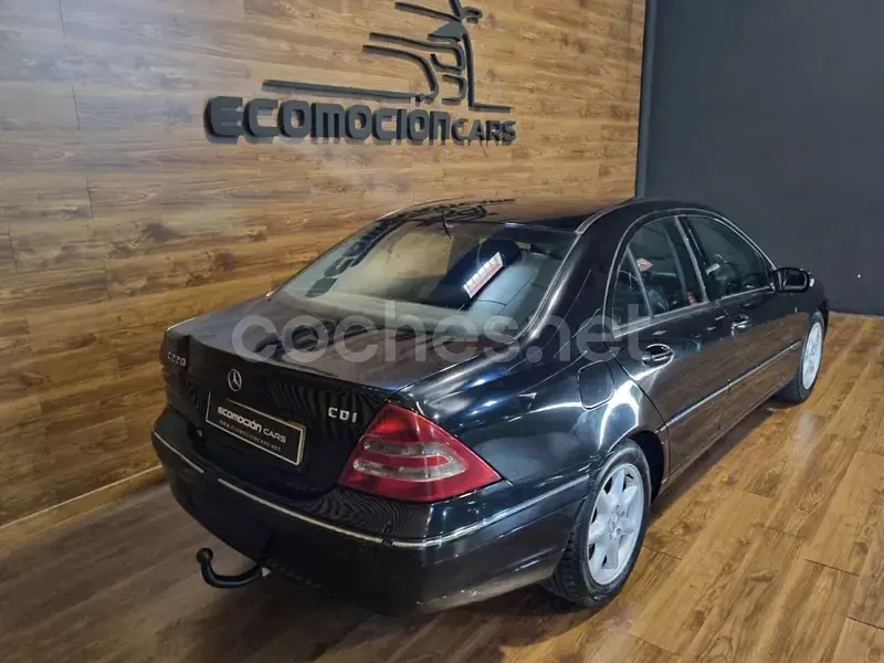 Usado Mercedes C220 Elegance 143 CV (105 kW) 2003 Negro Berlina