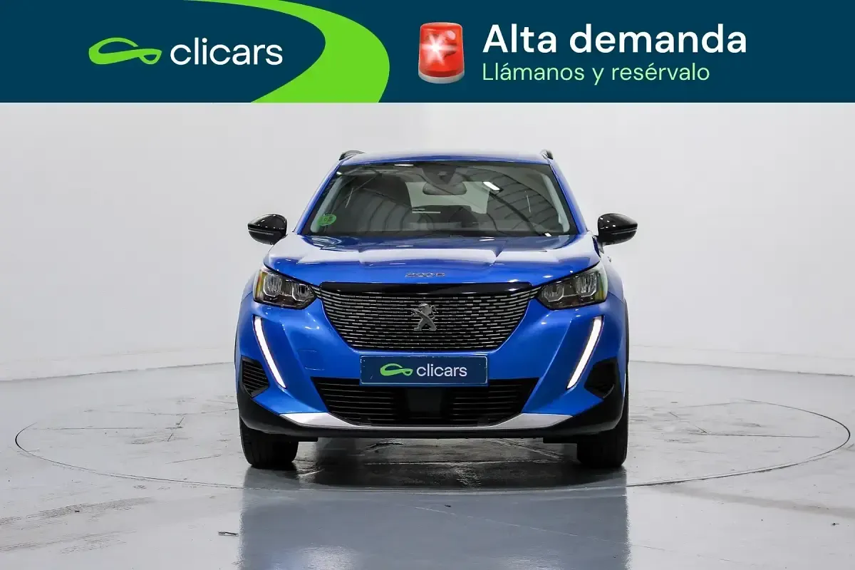 Usado Peugeot 2008 Allure 110 CV (80 kW) 2022 Azul SUV