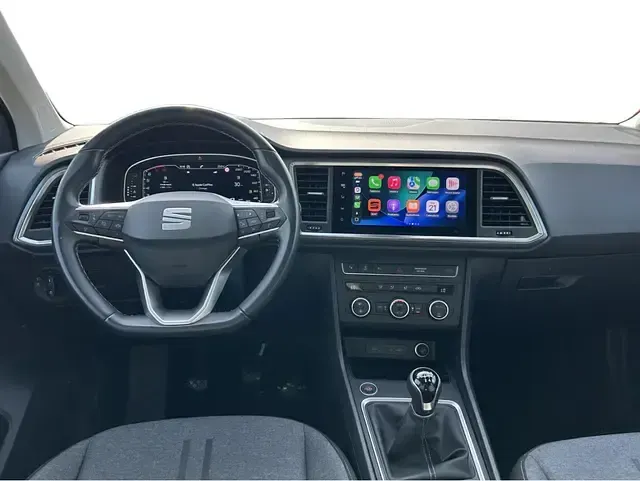 Usado Seat Ateca Style 150 CV (110 kW) 2024 Gris SUV