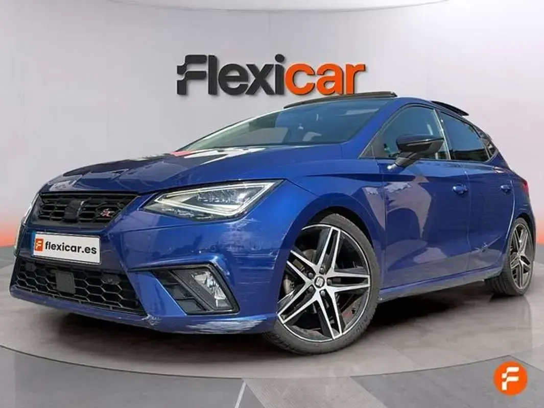 Usado Seat Ibiza FR 150 CV (110 kW) 2017 Azul Berlina