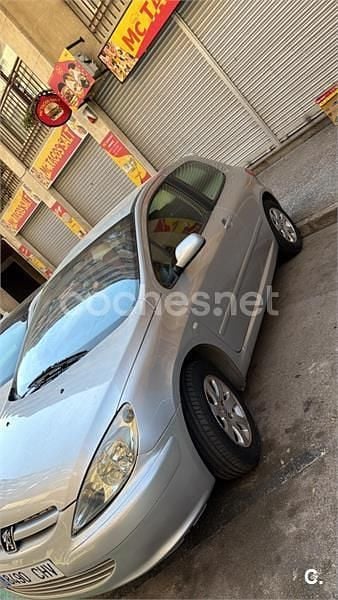 Usado Peugeot 307 110 CV (80 kW) 2003 Gris / plata Berlina