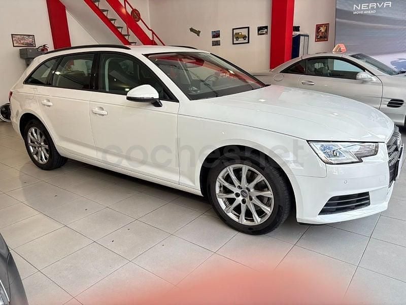 Usado Audi A4 122 HP (89 kW) 2018 Branco Carrinha