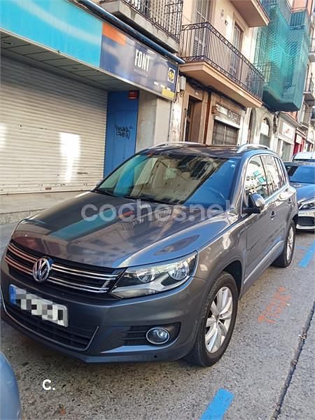 Usado VW Tiguan 140 CV (102 kW) 2012 Gris / plata SUV