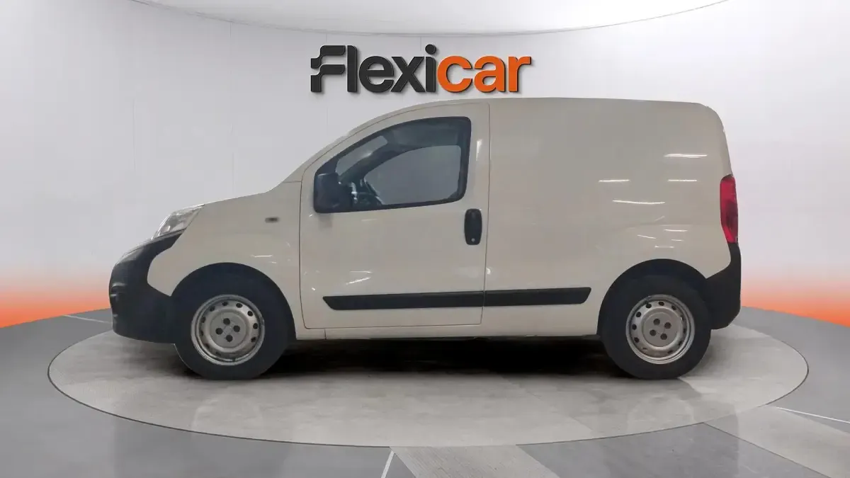 Usado Fiat Fiorino 95 CV (69 kW) 2021 Blanco Monovolumen