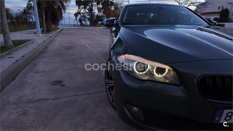 Usado BMW 530 Comfort Edition 235 CV (172 kW) 2011 Verde Berlina