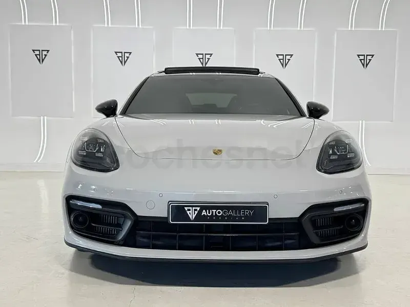 Usado Porsche Panamera 4S E-Hybrid Sport Turismo Sport Turismo 560 CV (411 kW) 2021 Gris / plata Familiar