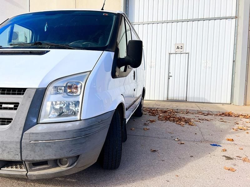 Blanco Usado 2008 Ford Transit Berlina | 7300 € - Imagen 1/4