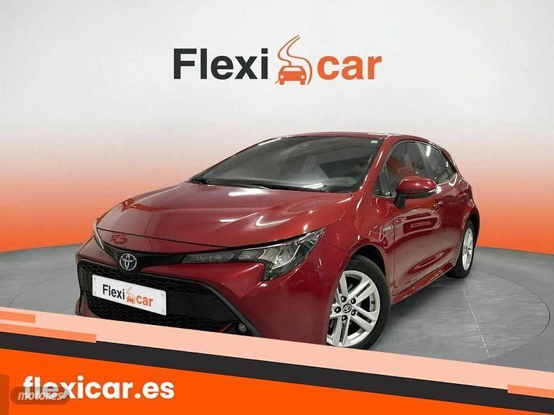 Usado Toyota Corolla Active 122 CV (89 kW) 2021 Granate Berlina
