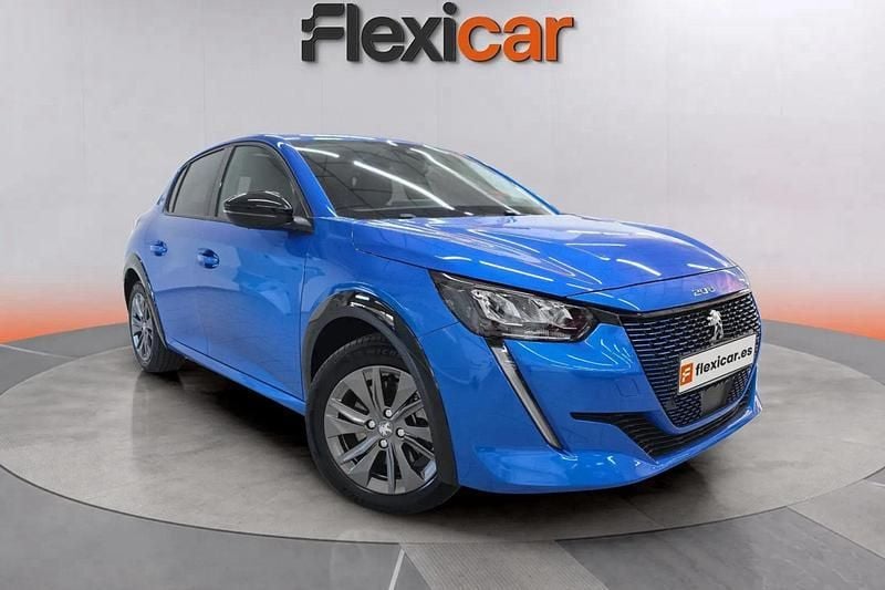 Azul Usado 2023 Peugeot e-208 Allure Utilitario | 15.990 € (Super precio) - Imagen 1/4
