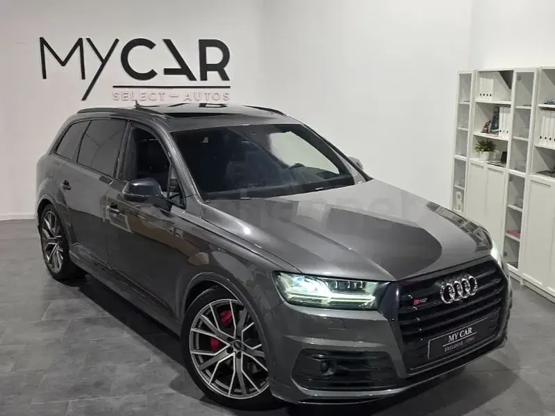 Usado Audi SQ7 Ambiente 435 CV (319 kW) 2018 Gris / plata SUV