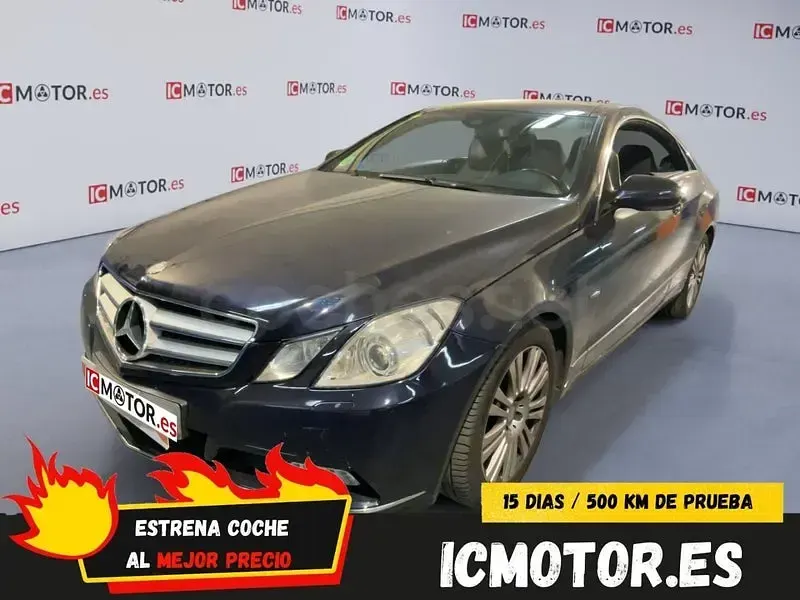 Usado Mercedes E350 292 CV (214 kW) 2009 Azul Coupe